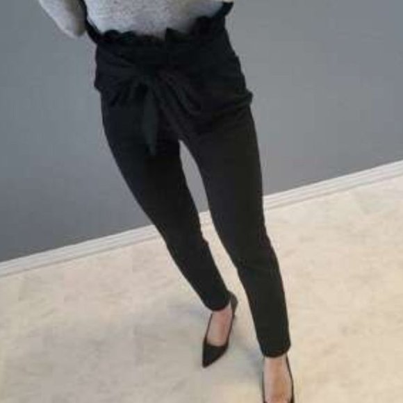 Work Chic Black belted skinny Paper bag pants - Picture 3 of 11